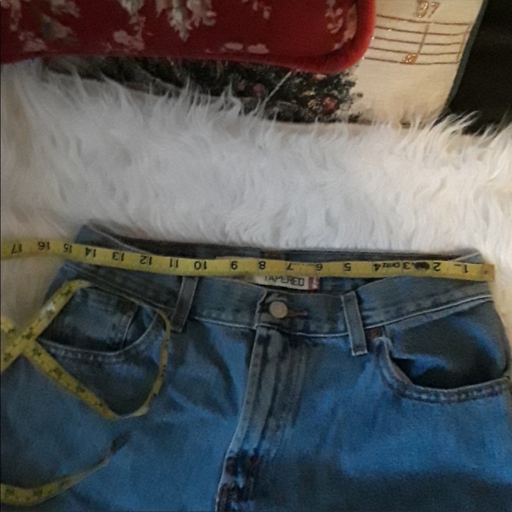 VINTAGE LEVI’S 550’s - Picture 6 of 8